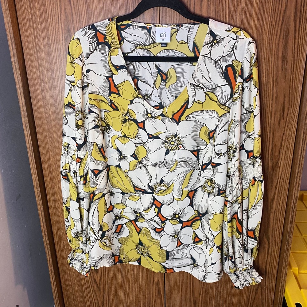 Cabi Floral V-Neck Blouse Womens Medium Yellow Orange Smocked Bishop Sleeve